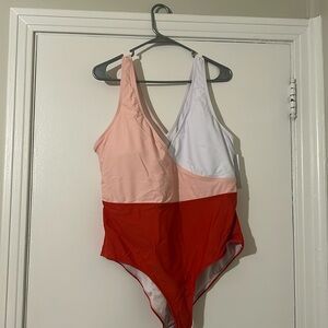 Full piece 3 toned bathing suit